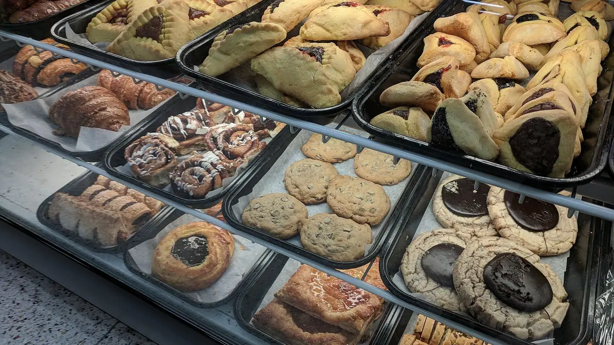 Birds – bakery in Spondon, Derby